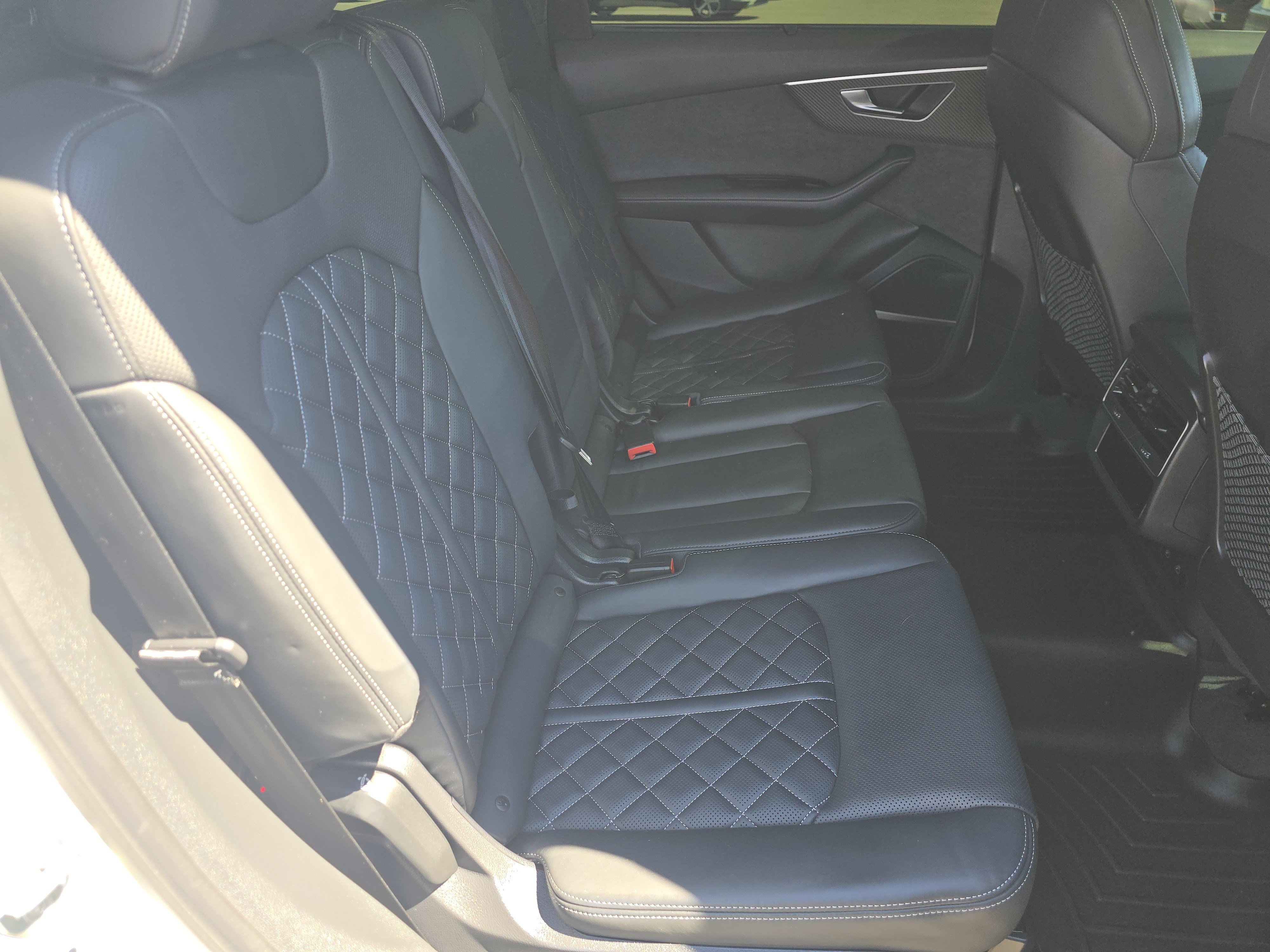 Used 2025 Audi SQ7 Prestige AWD/4WD image 19