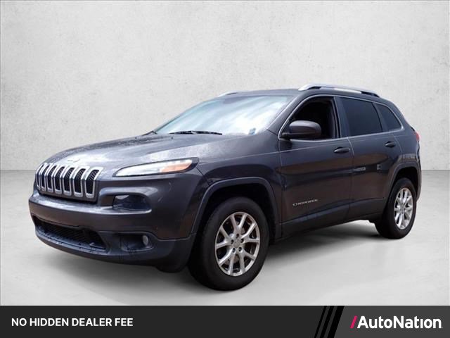 Used 2016 Jeep Cherokee Latitude w/ Cold Weather Group AWD/4WD image 1