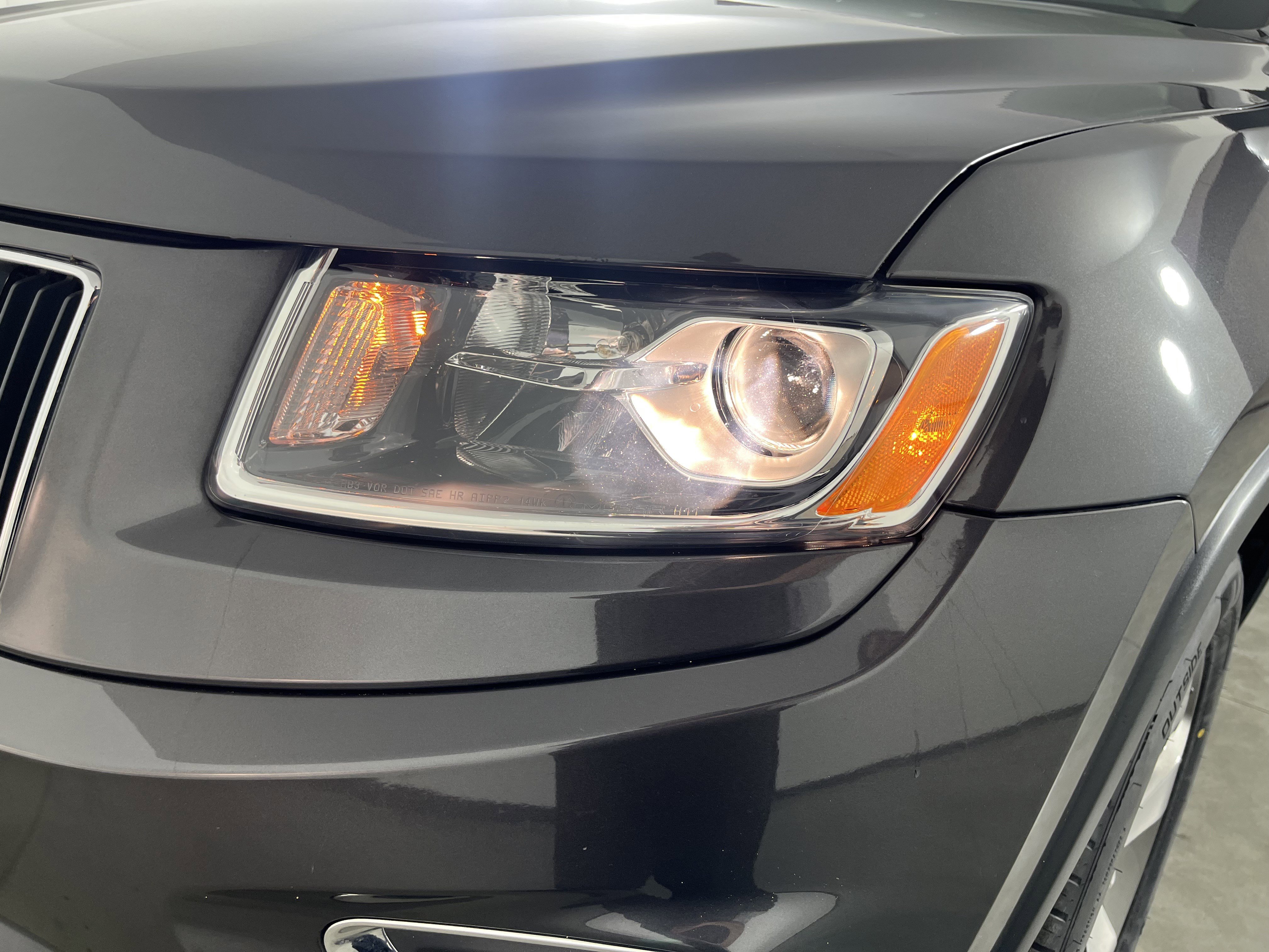 Used 2015 Jeep Grand Cherokee Limited w/ Trailer Tow Group IV image 26