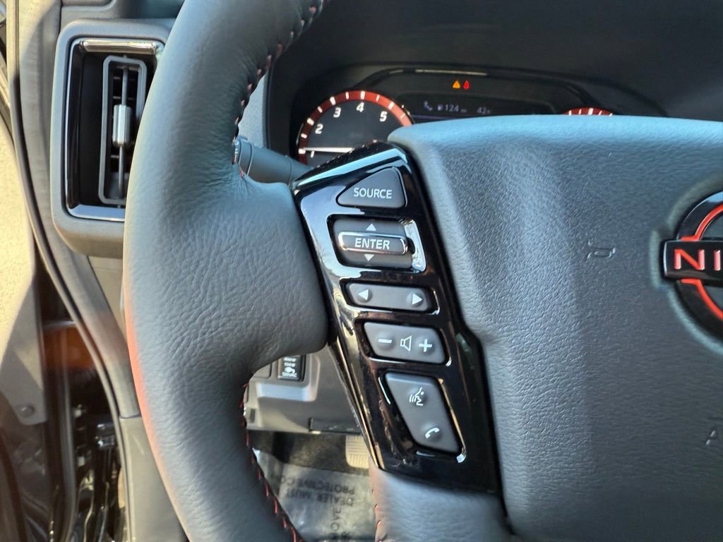 New 2026 Nissan Frontier PRO-4X w/ Pro-4x Convenience Package image 30