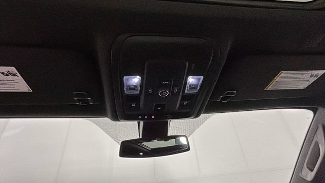 Used 2022 GMC Yukon XL AT4 AWD/4WD image 25