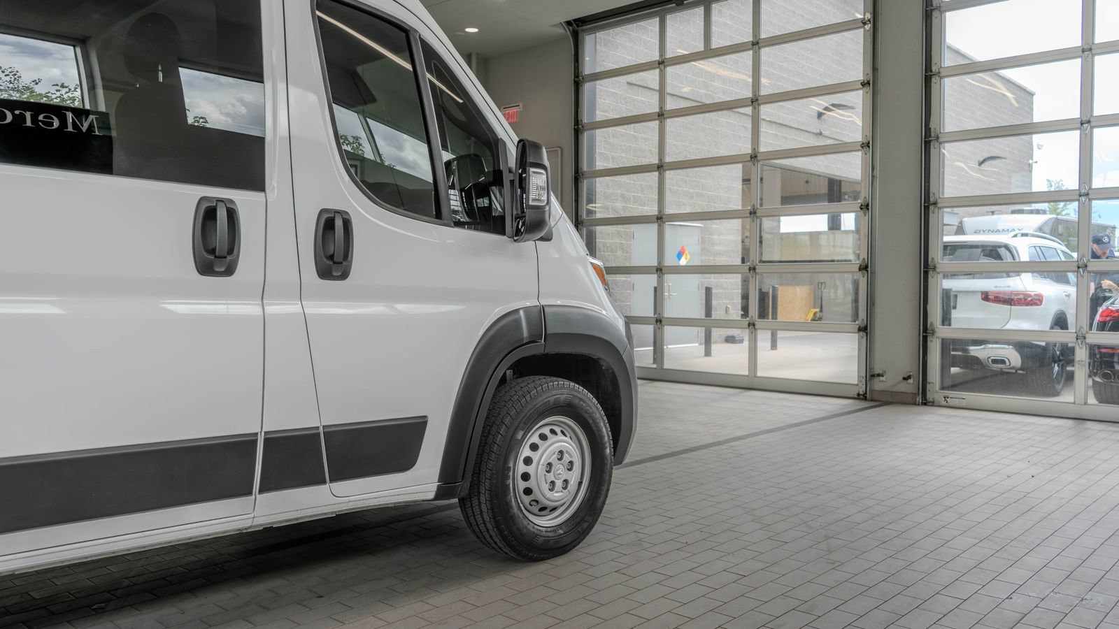 Used 2024 RAM ProMaster 3500 w/ Power Group FWD image 29