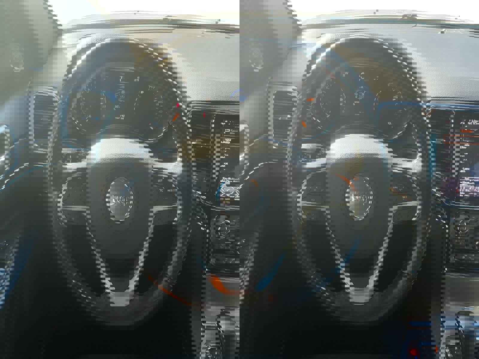 Used 2020 Jeep Grand Cherokee Limited image 11