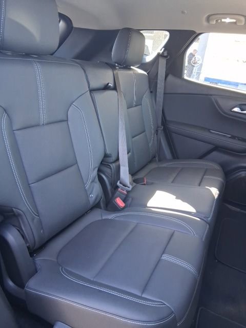 New 2026 Chevrolet Blazer LT w/ Sound & Technology Package FWD image 17