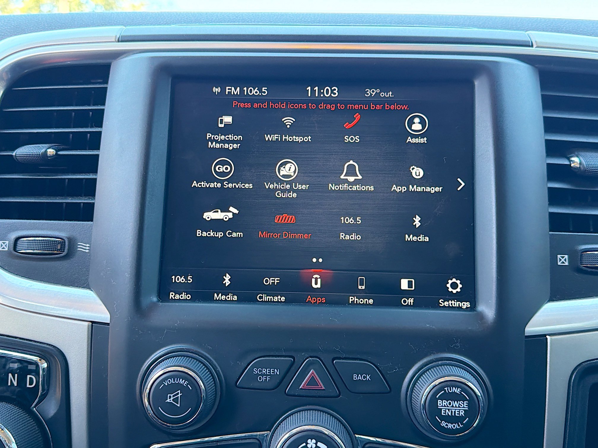 Used 2019 RAM 1500 Classic SLT w/ Luxury Group image 27