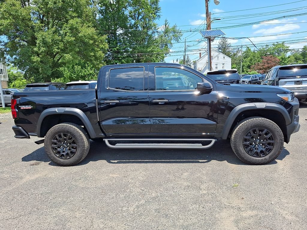 Used 2024 Chevrolet Colorado Trail Boss AWD/4WD image 9