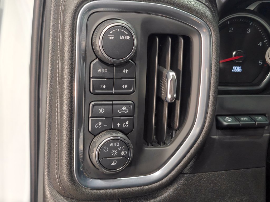 Used 2021 Chevrolet Silverado 2500 LTZ w/ LTZ Convenience Package AWD/4WD image 10