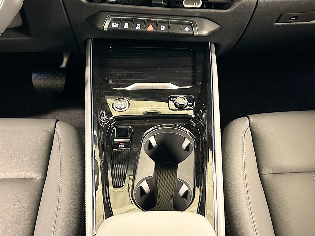 New 2026 Audi Q3 quattro 2.0T AWD/4WD image 13