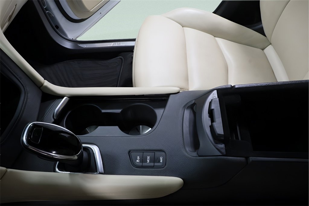 Used 2018 Cadillac XT5 Luxury image 20