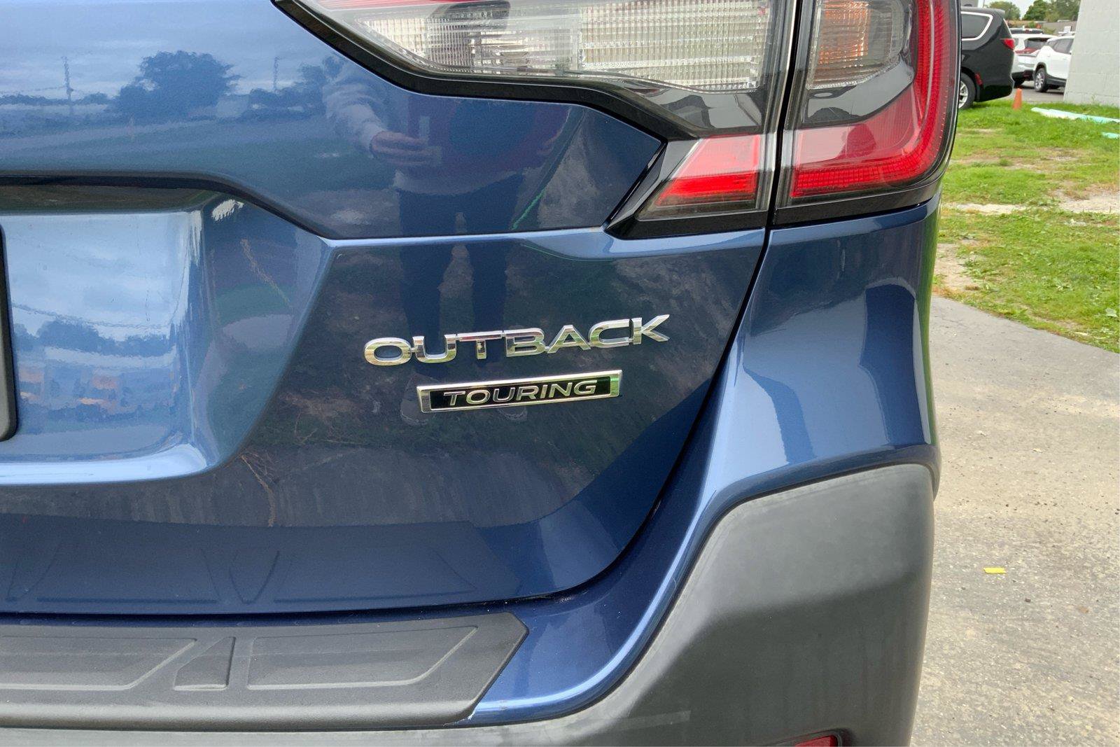 Used 2021 Subaru Outback Touring w/ Popular Package #2 AWD/4WD image 24