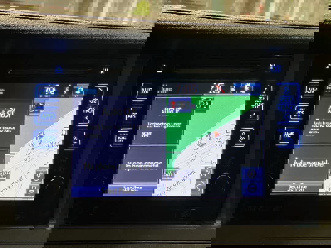 Used 2017 Toyota Sienna XLE image 18