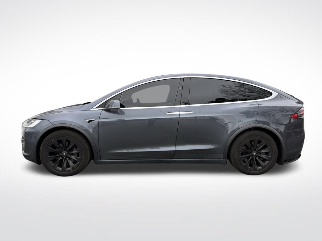 Used 2018 Tesla Model X 75D image 3
