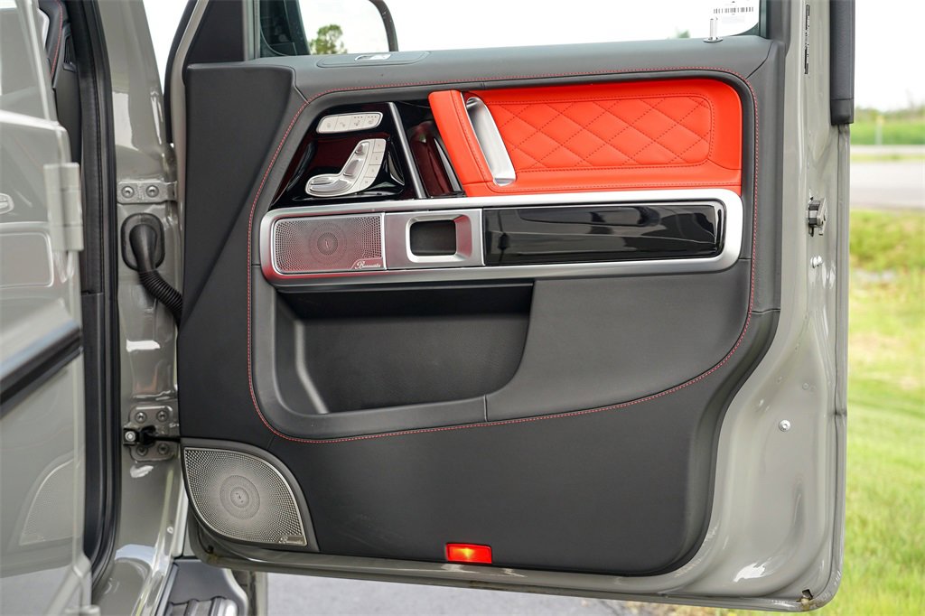 Used 2025 Mercedes-Benz G 63 AMG 4MATIC image 40