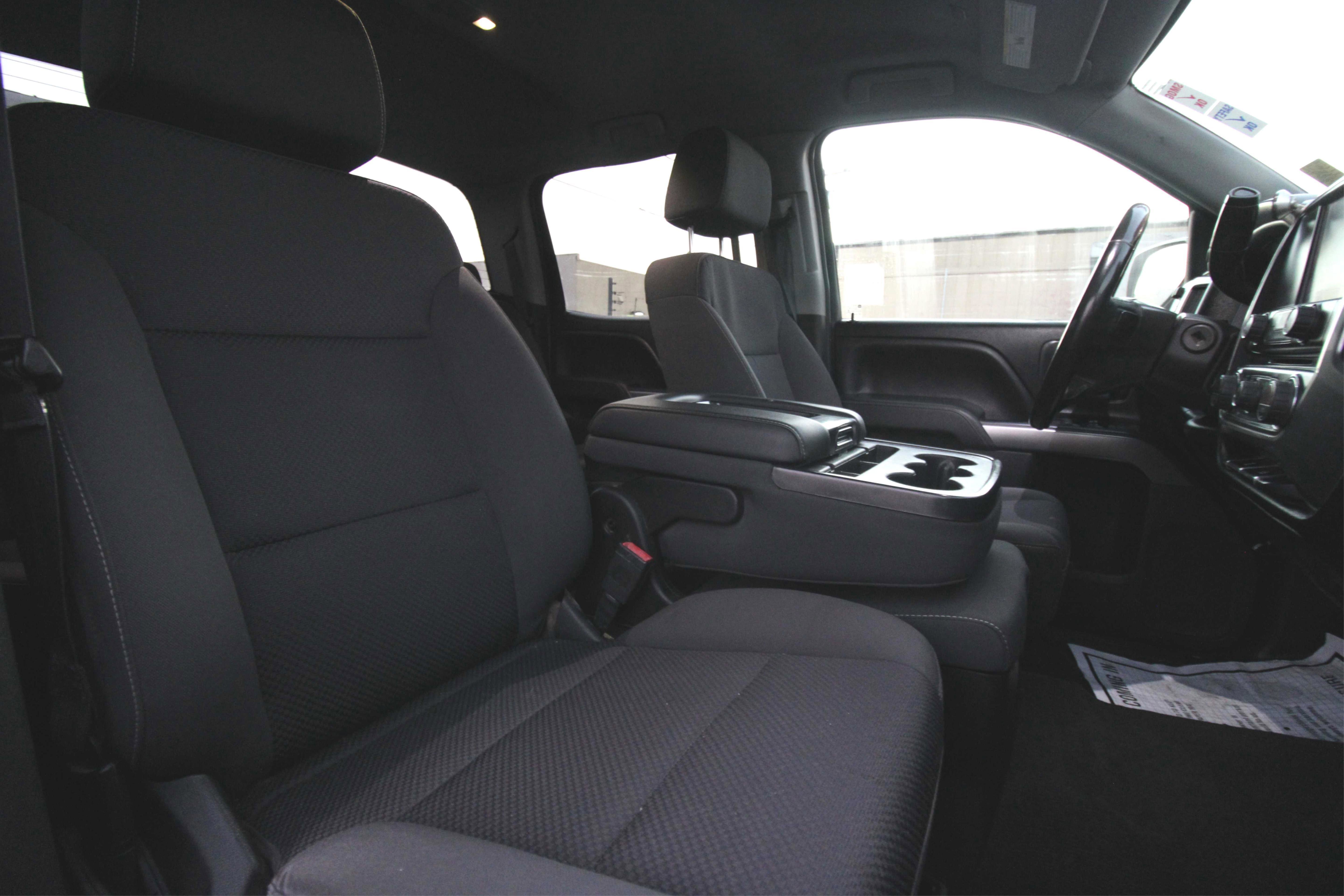 Used 2018 Chevrolet Silverado 1500 LT w/ All Star Edition image 17