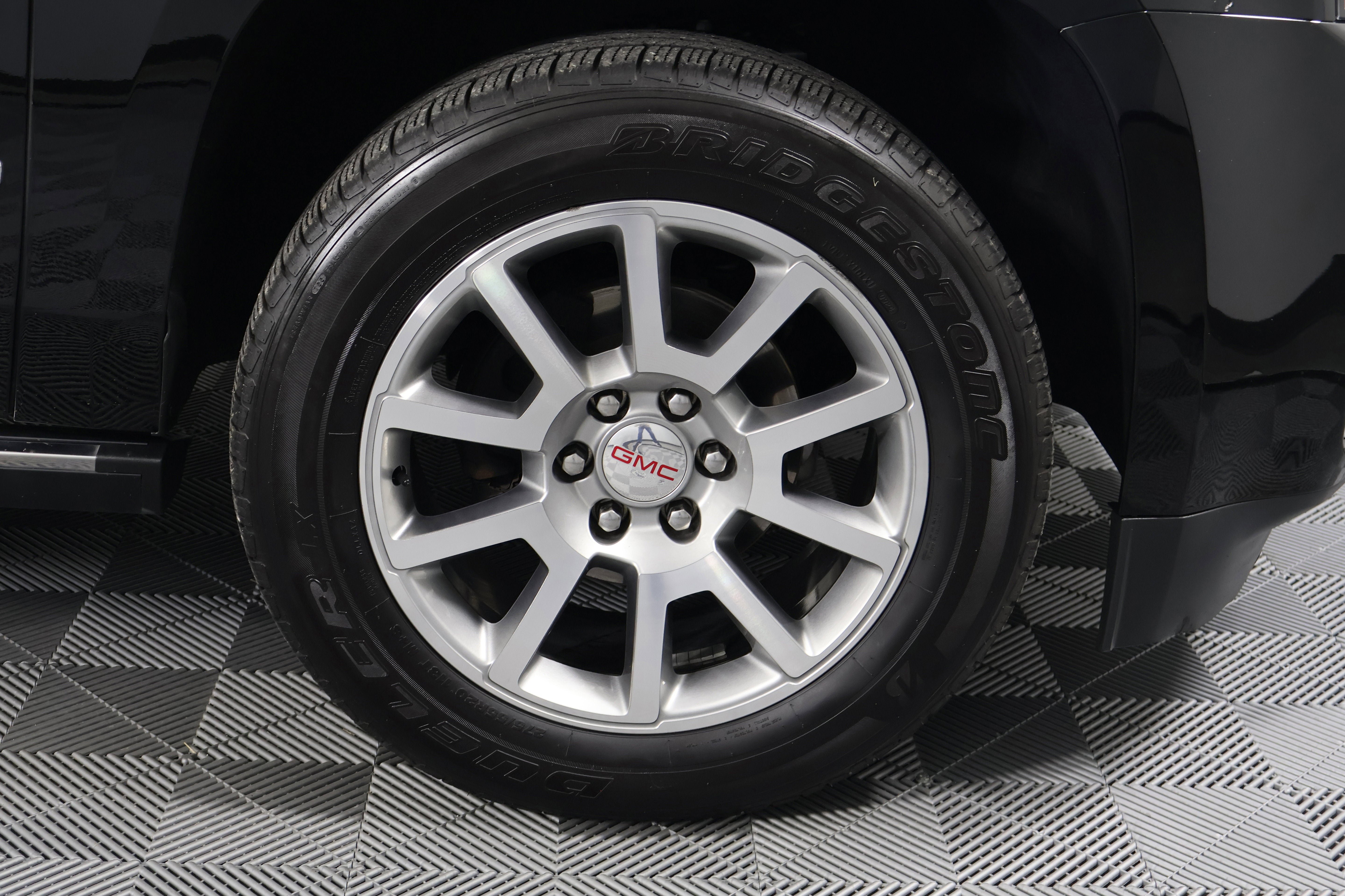 Used 2020 GMC Yukon Denali w/ Open Road Package image 42