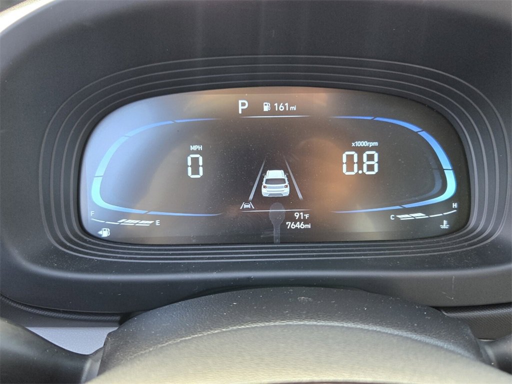 Certified 2025 Hyundai Venue SEL image 26