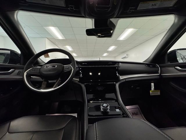 New 2026 Jeep Grand Cherokee L Limited RWD image 14