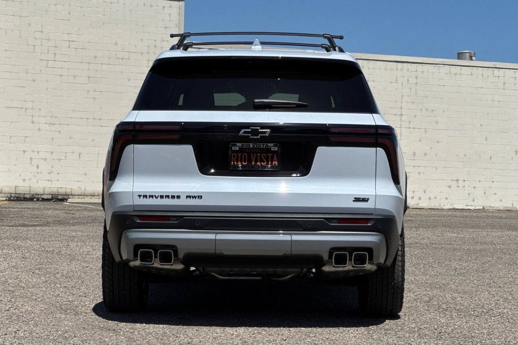 New 2026 Chevrolet Traverse Z71 w/ Enhanced Driving Package AWD/4WD image 5