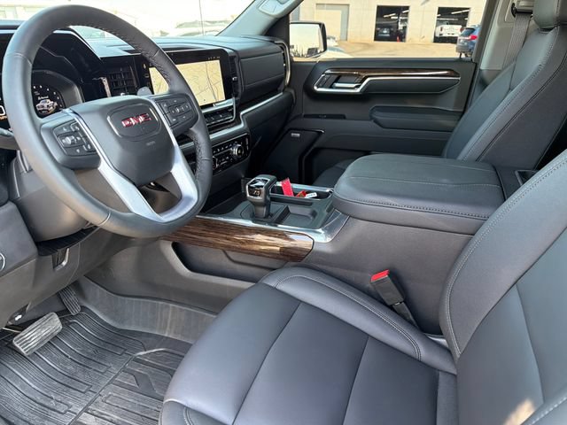 Used 2026 GMC Sierra 1500 Elevation w/ Elevation Premium Package AWD/4WD image 18
