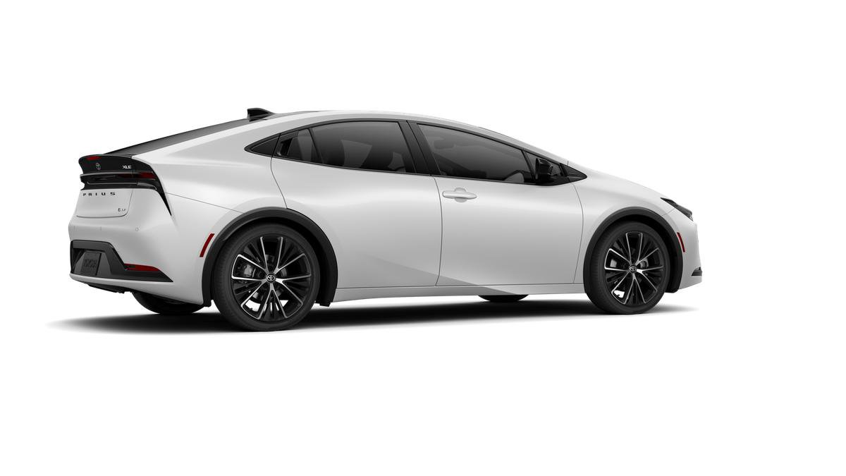 New 2026 Toyota Prius XLE FWD image 13