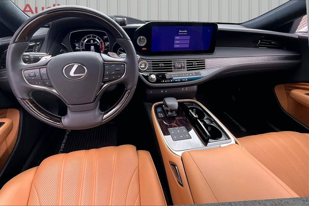 Used 2023 Lexus LS 500 AWD w/ Luxury Package image 7