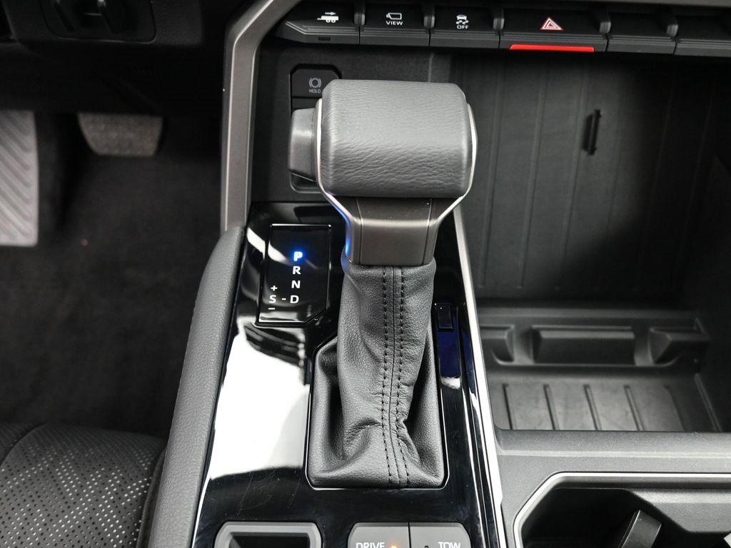 Used 2024 Toyota Tundra Limited image 24