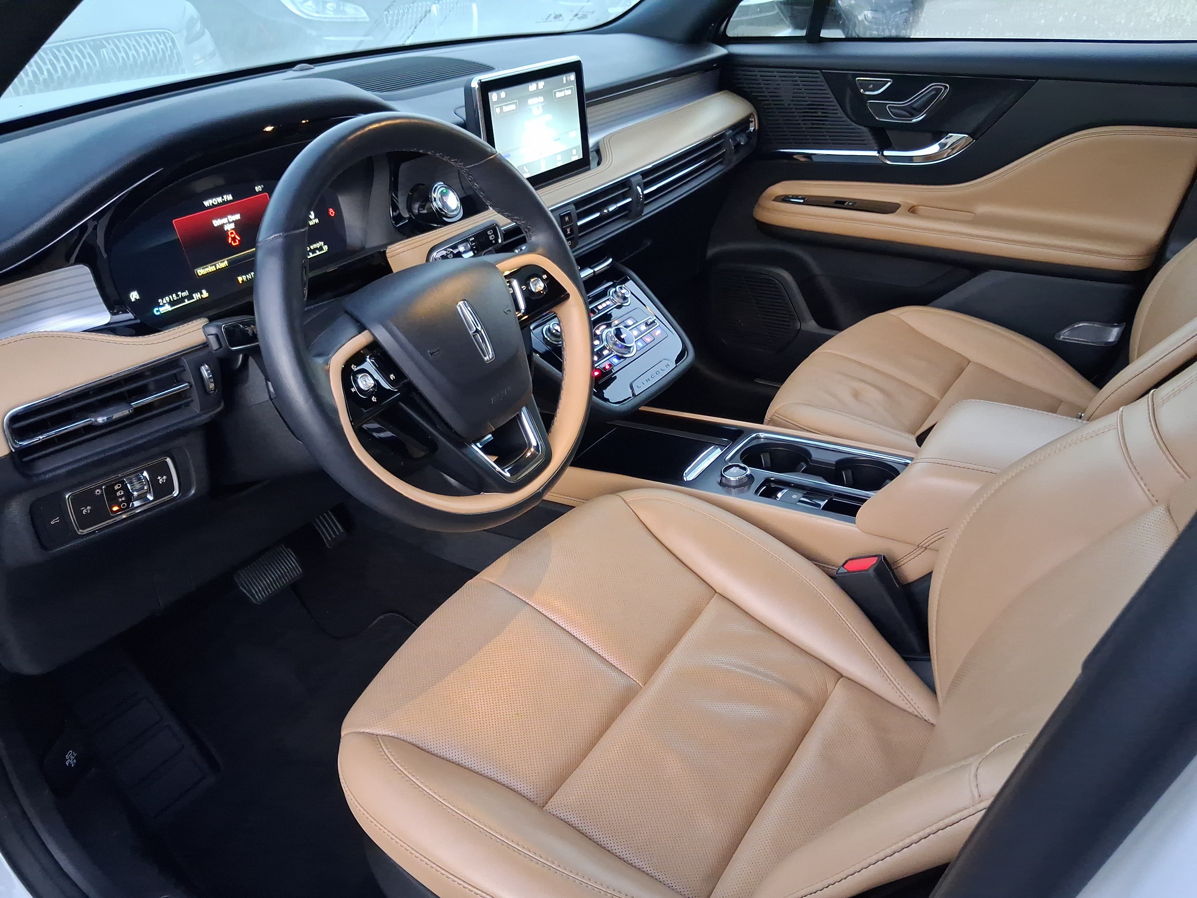 Certified 2022 Lincoln Corsair Reserve w/ Elements Package FWD image 11