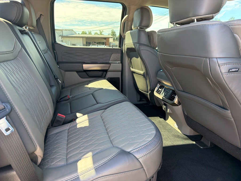Used 2026 Ford F350 Platinum w/ Platinum Plus Package AWD/4WD image 26
