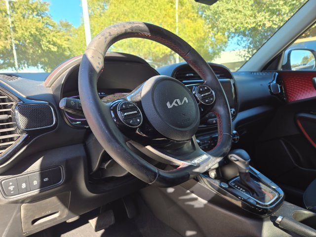 Certified 2023 Kia Soul GT-Line FWD image 13