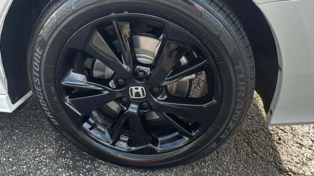 Used 2023 Honda Odyssey Sport image 9