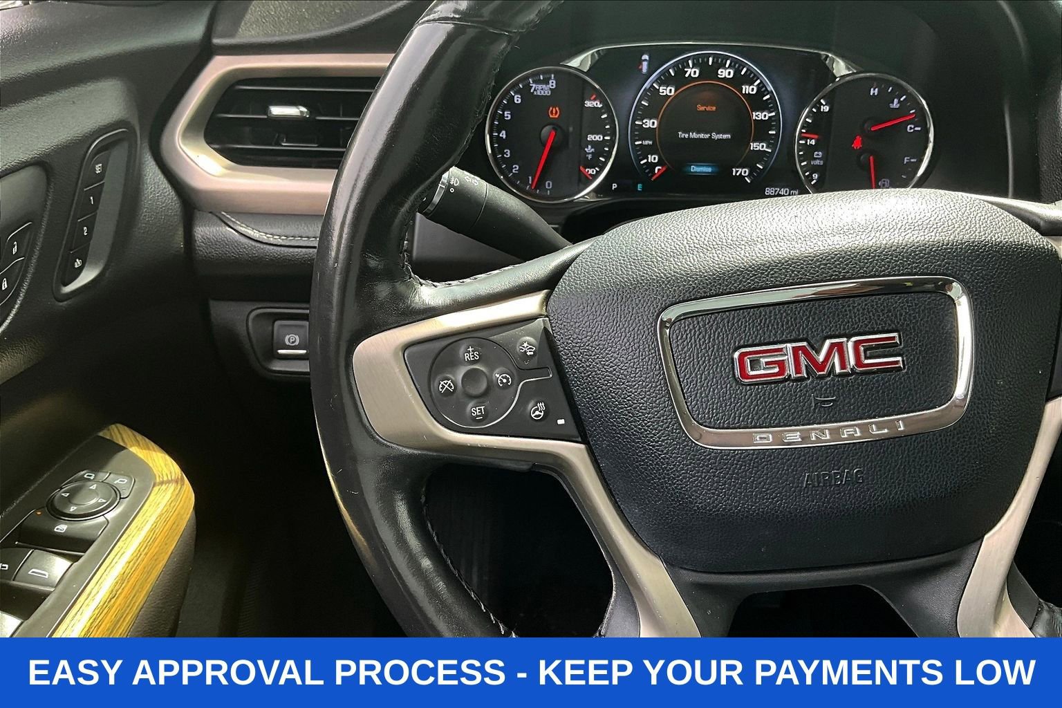 Used 2019 GMC Acadia Denali w/ Technology Package AWD/4WD image 15