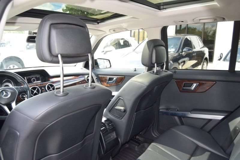 Used 2013 Mercedes-Benz GLK 350 4MATIC image 35