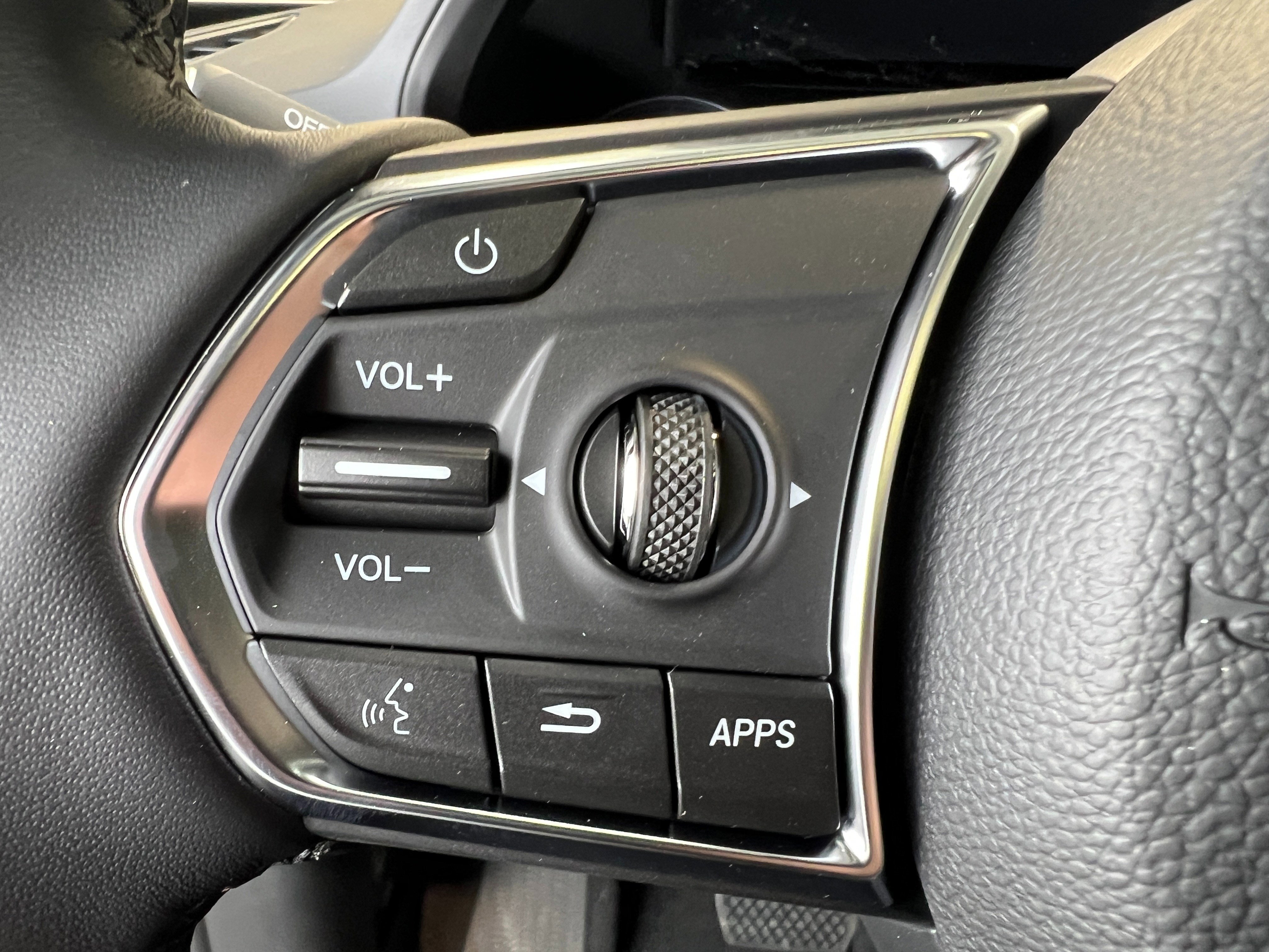 New 2026 Acura RDX SH-AWD image 18