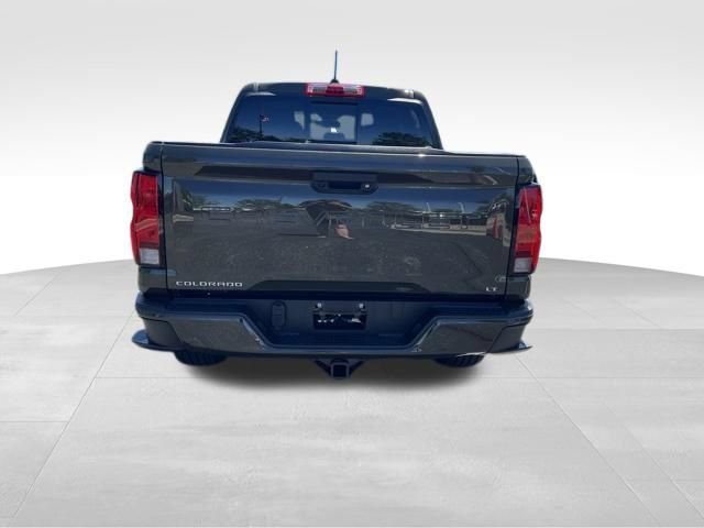 Used 2024 Chevrolet Colorado LT w/ LT Convenience Package II AWD/4WD image 6