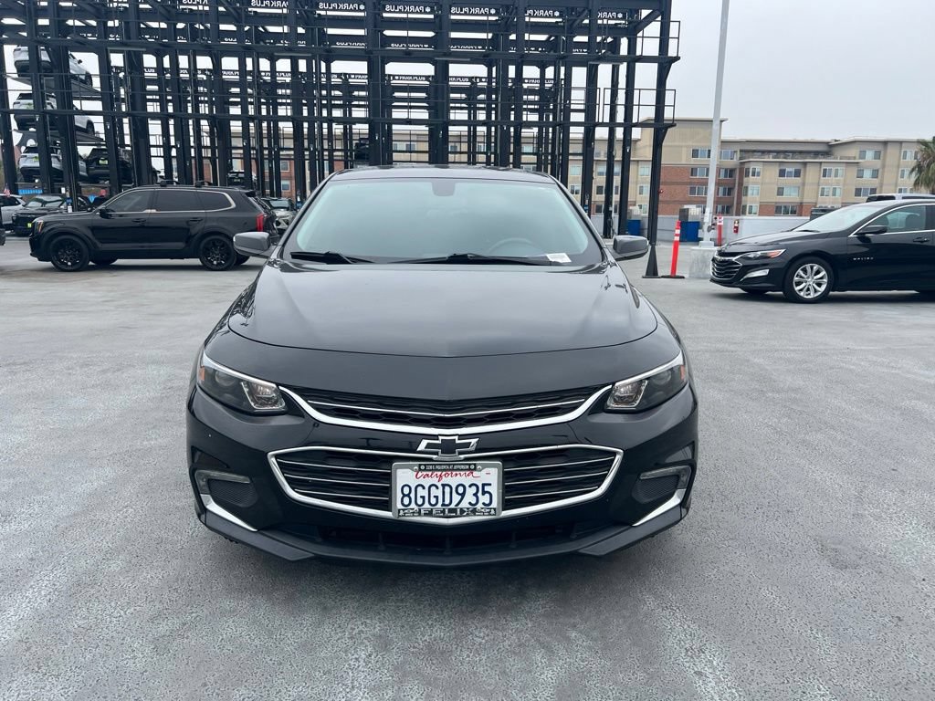 Used 2018 Chevrolet Malibu LT w/ Sport Package
