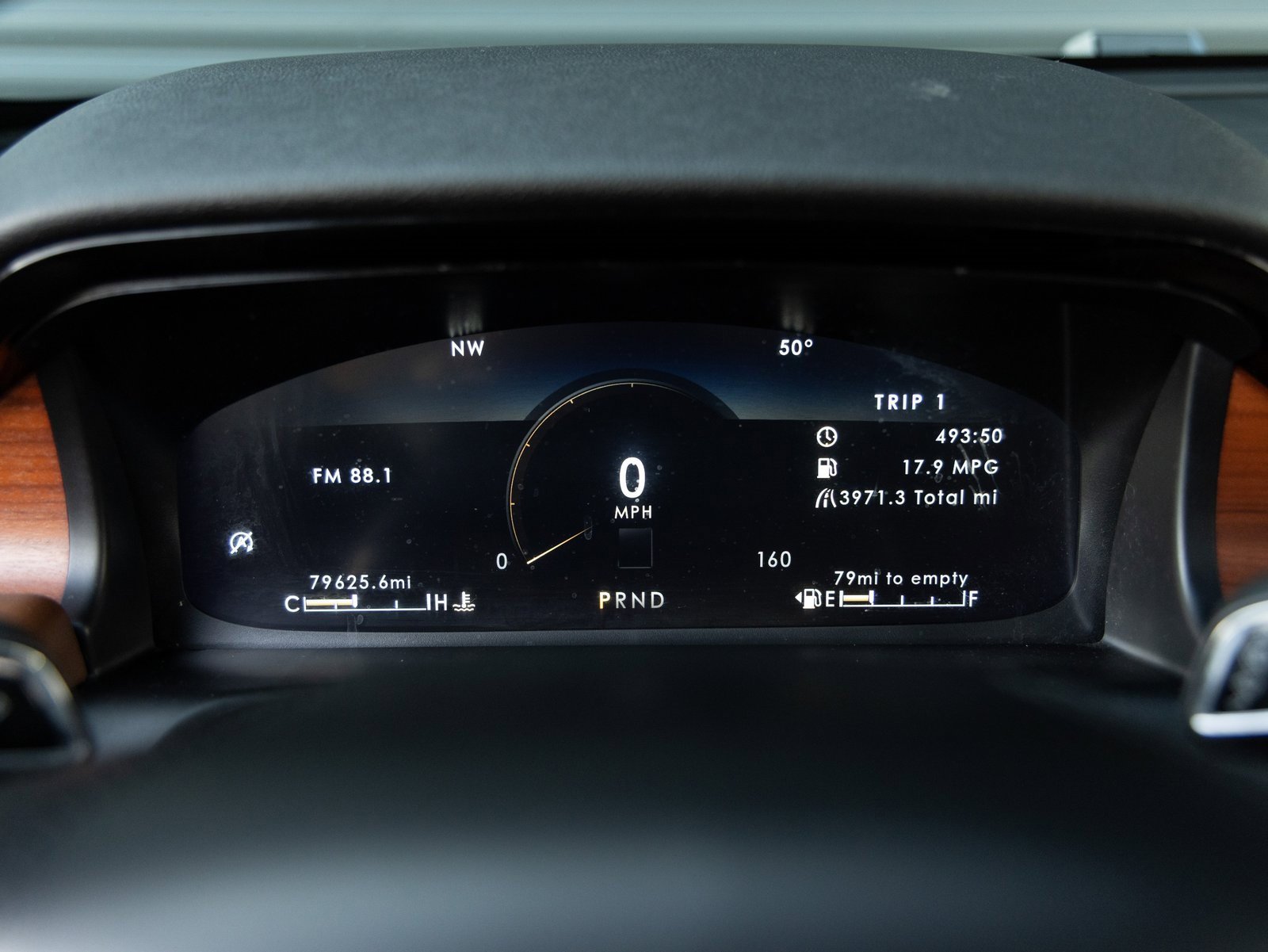 Used 2020 Lincoln Aviator Reserve w/ Equipment Group 202A image 11