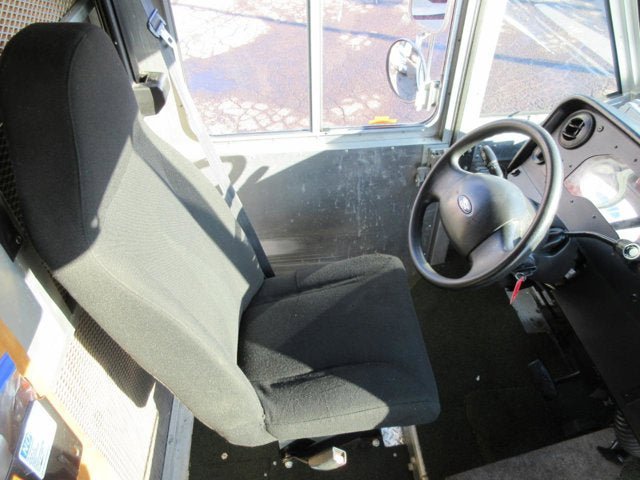 Used 2011 Ford E-350 and Econoline 350 Super Duty w/ Air Conditioning Prep Pkg RWD image 19