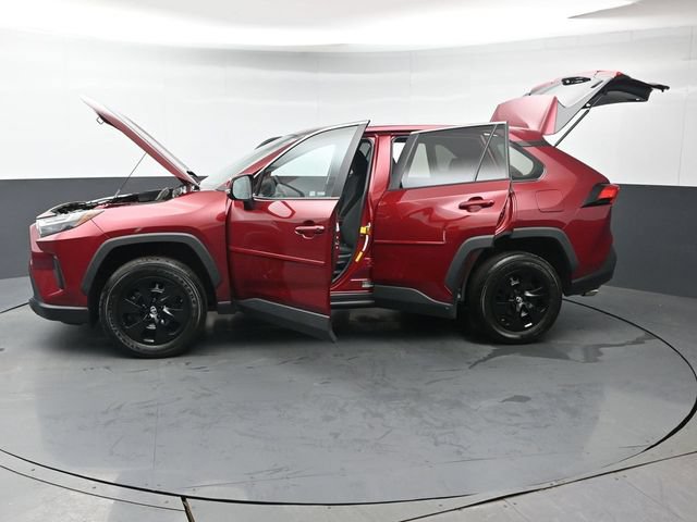 Certified 2023 Toyota RAV4 LE AWD/4WD image 45