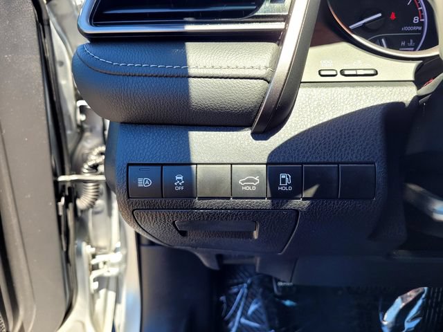 Used 2021 Toyota Camry SE FWD image 14