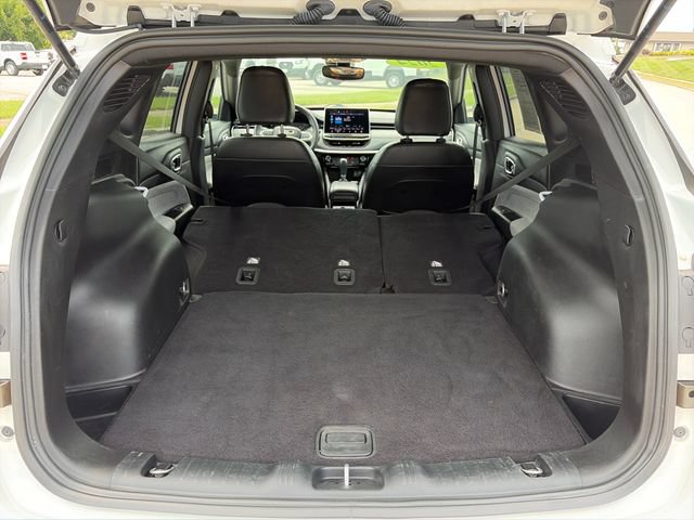 Used 2024 Jeep Compass Latitude AWD/4WD image 40
