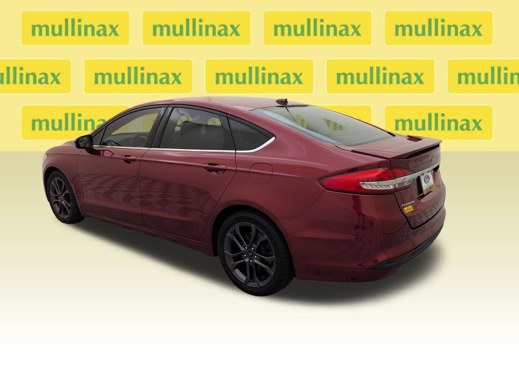 Used 2018 Ford Fusion SE w/ Equipment Group 201A FWD image 8