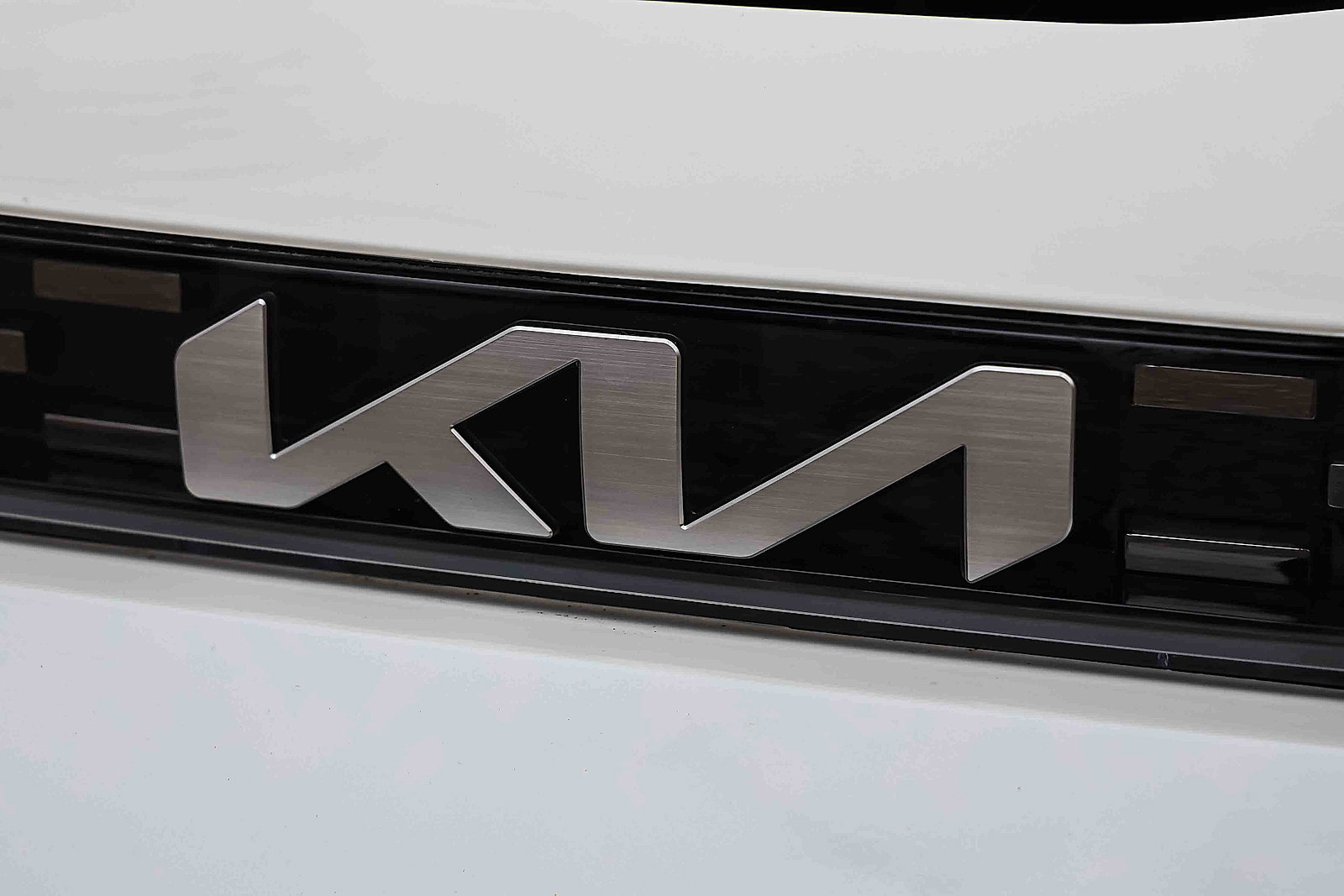 Certified 2025 Kia Soul LX w/ LX Technology Package image 30