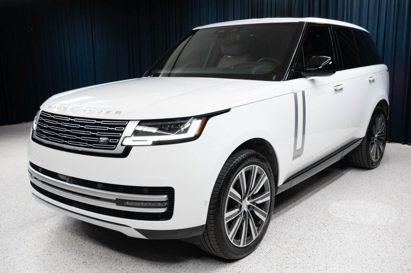 Used 2025 Land Rover Range Rover Autobiography