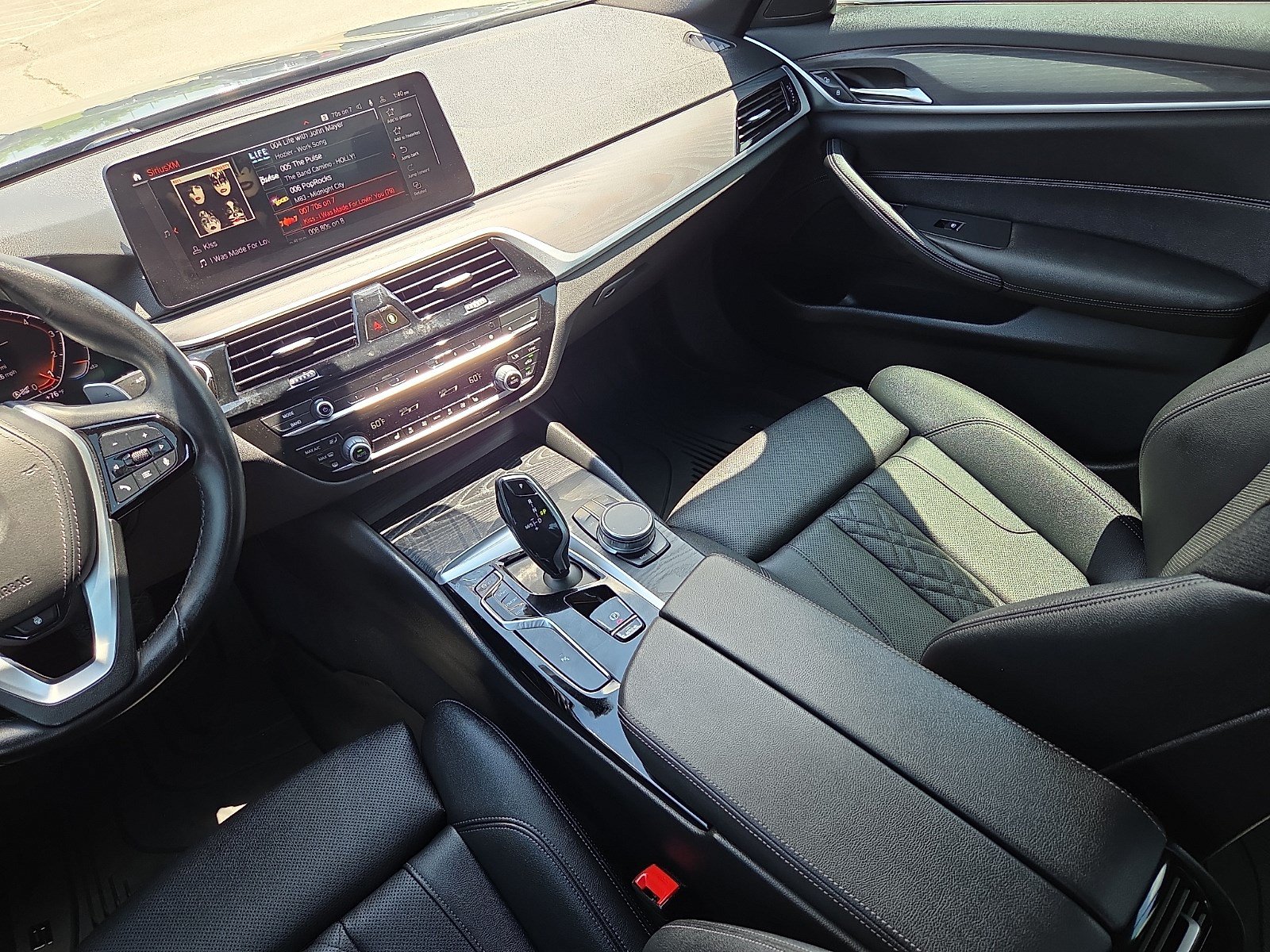Used 2023 BMW 530i xDrive AWD/4WD image 12