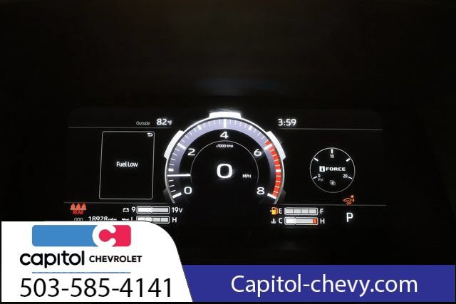 Used 2024 Toyota Tundra Limited w/ TRD Off-Road Package AWD/4WD image 18