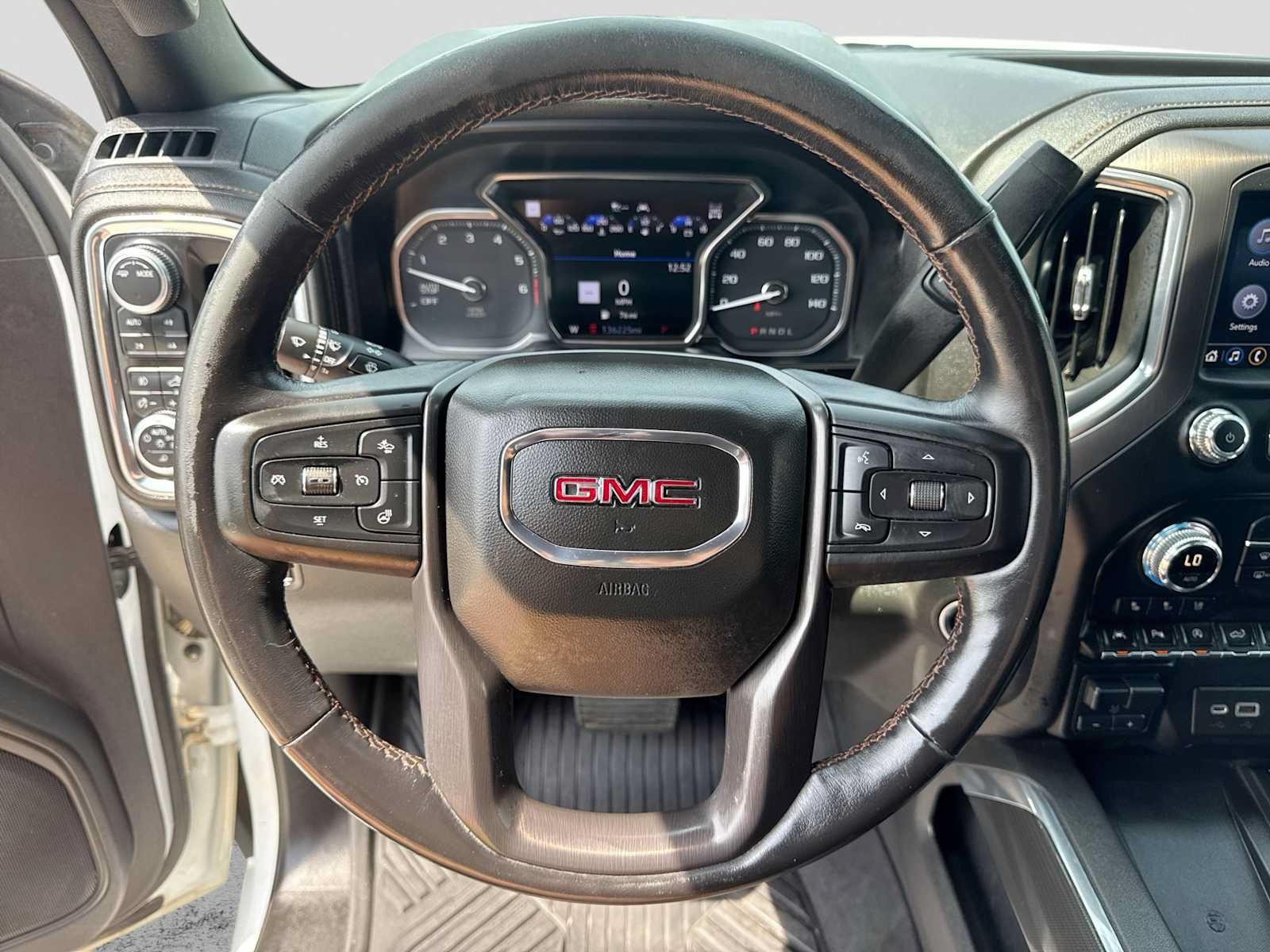 Used 2020 GMC Sierra 1500 AT4 w/ AT4 Premium Package AWD/4WD image 22