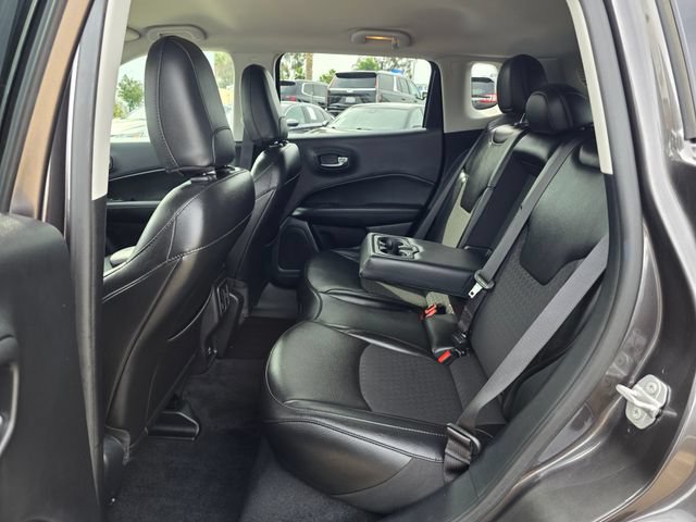 Used 2020 Jeep Compass Latitude FWD image 17