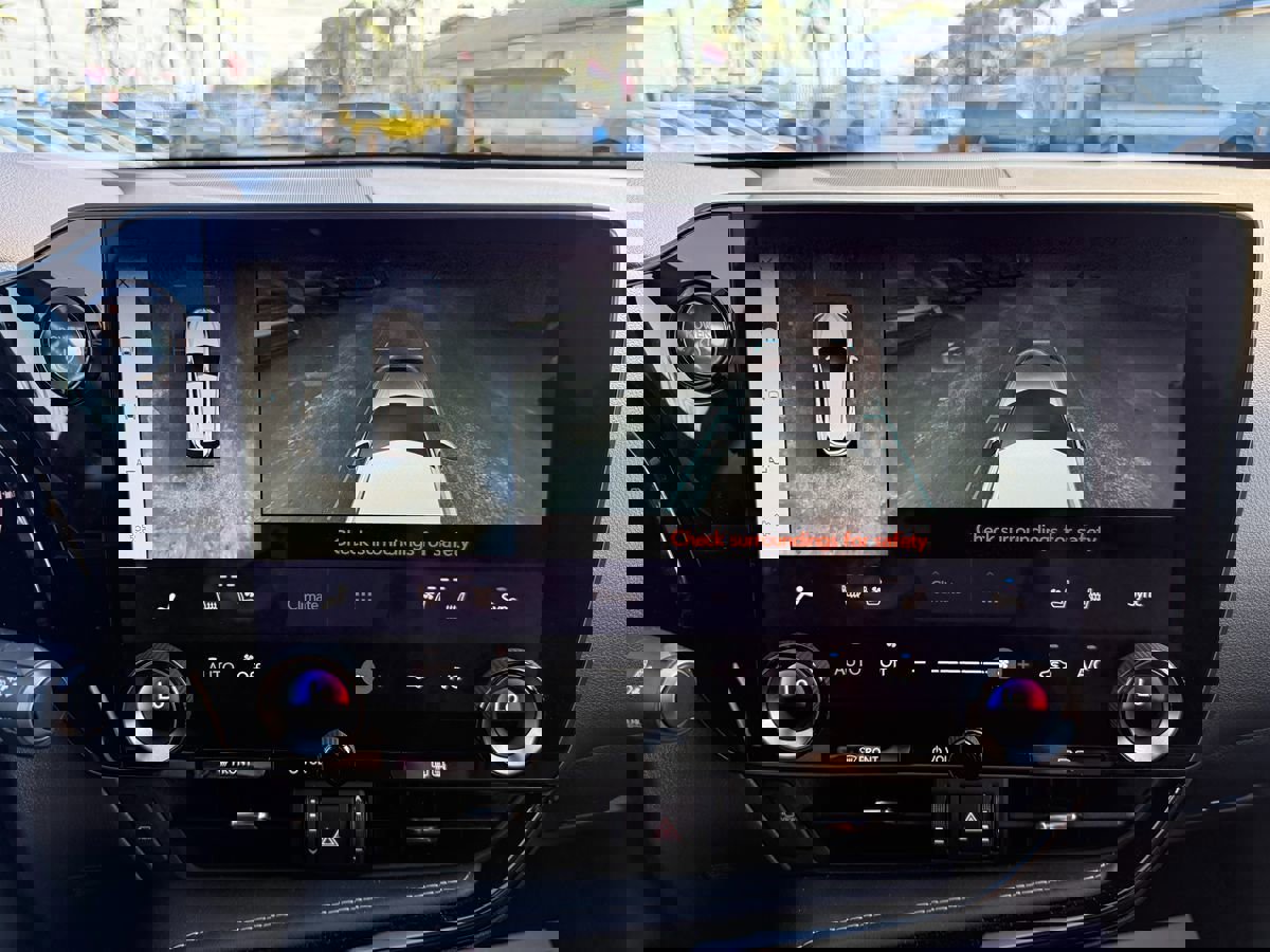 Used 2024 Lexus NX 350h NX 350h Premium AWD image 36