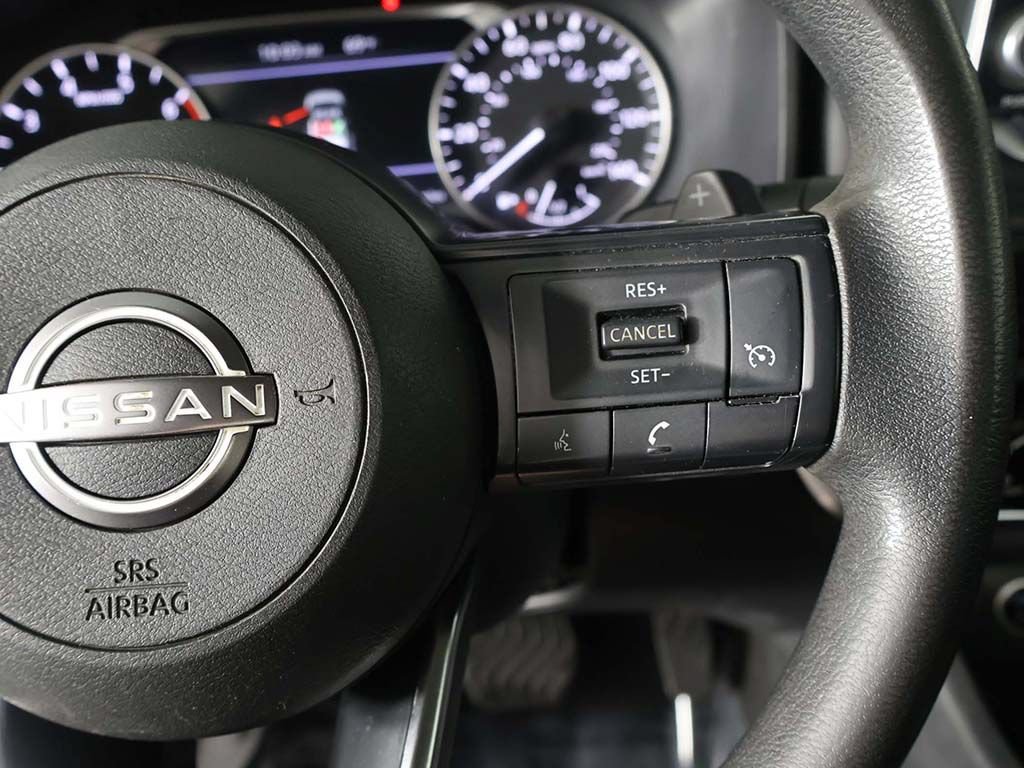 Used 2023 Nissan Rogue S AWD/4WD image 44