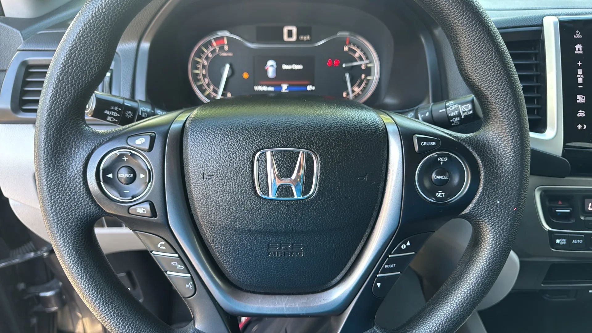 Used 2017 Honda Pilot EX image 16